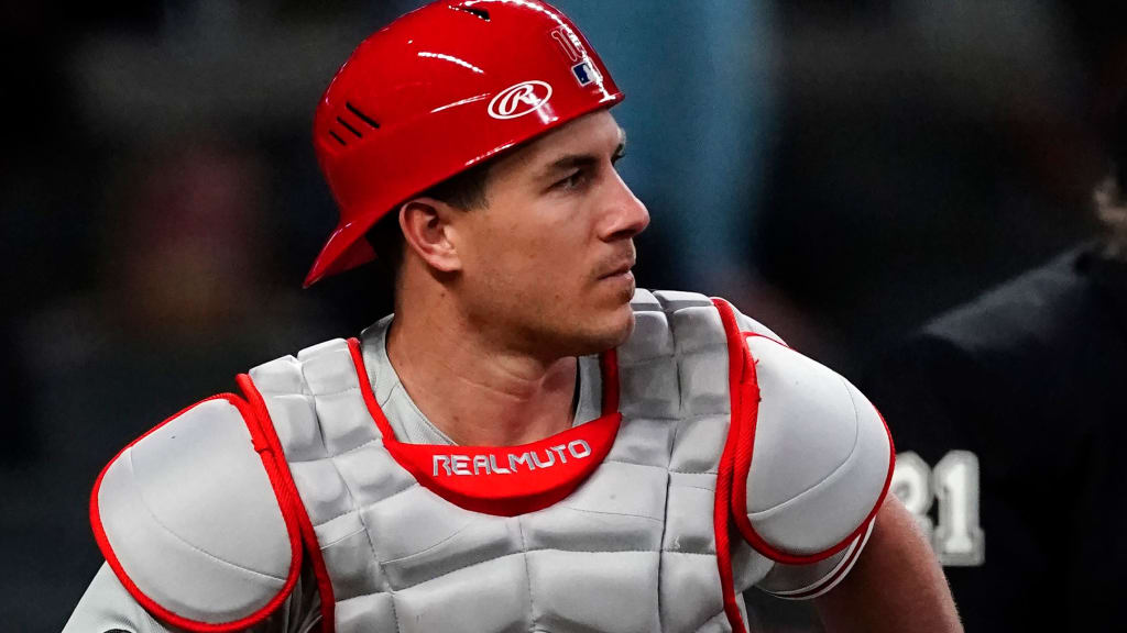 Who is JT Realmuto's wife, Alexis?